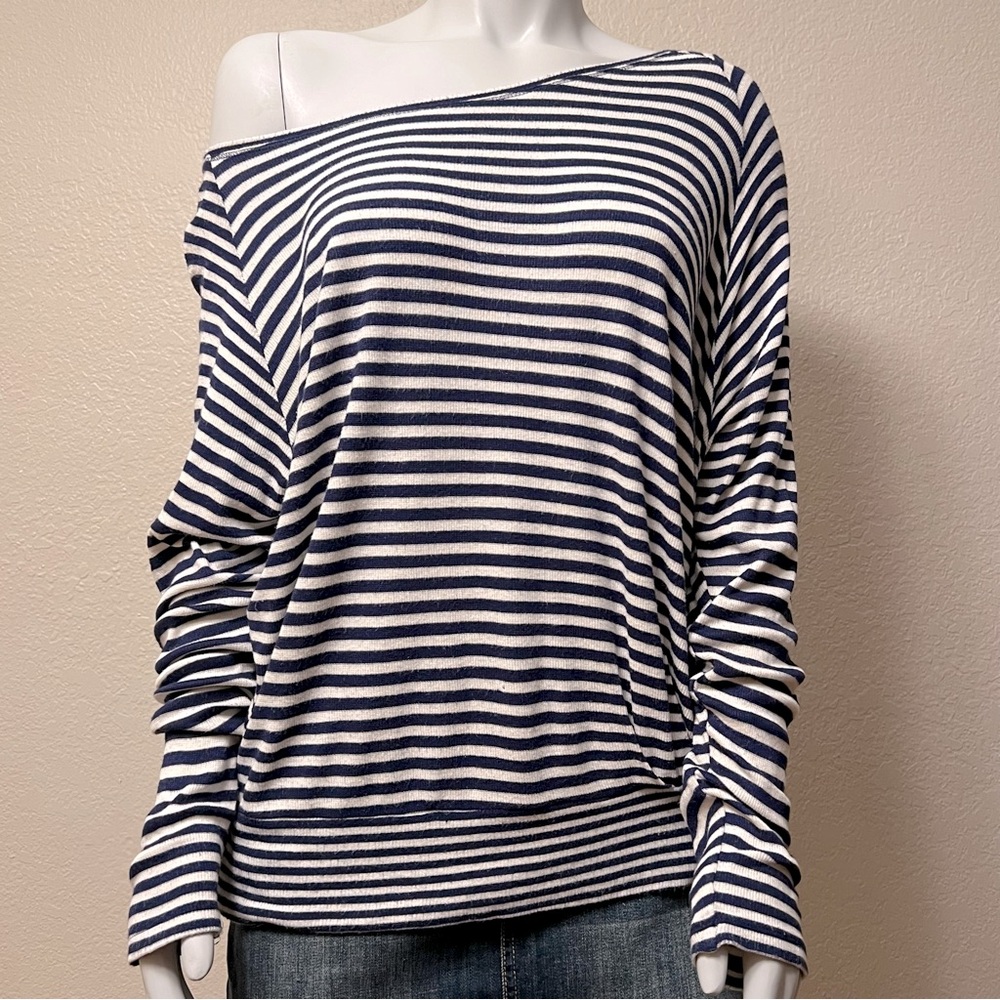 Bordeaux Blue White Striped Long Sleeve Scoop Neck Sweater - Picture 2 of 12